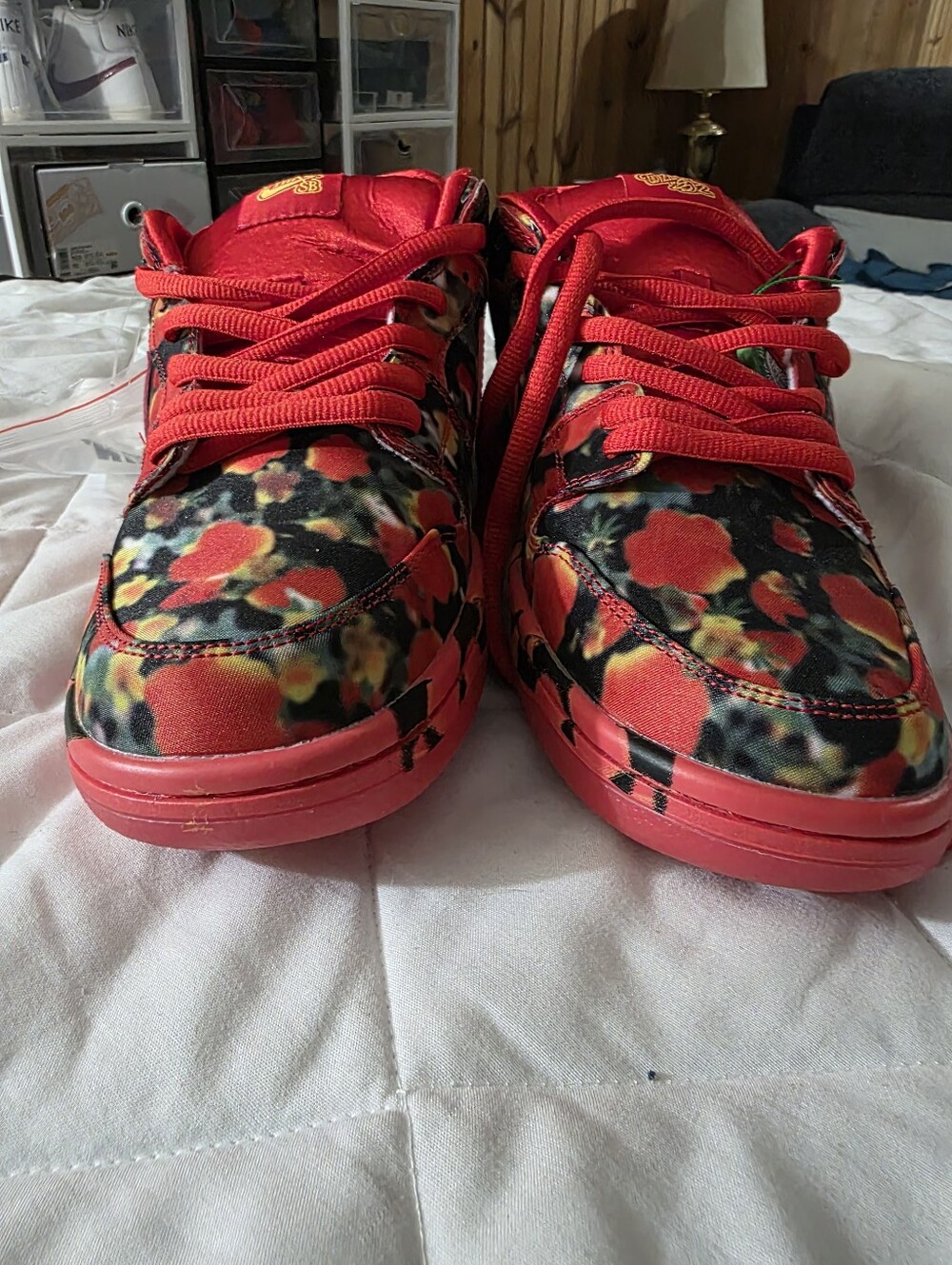 Nike Dunk X Wizard Of Oz, Size 9.5m, New. Red Floral Skate Sneakers